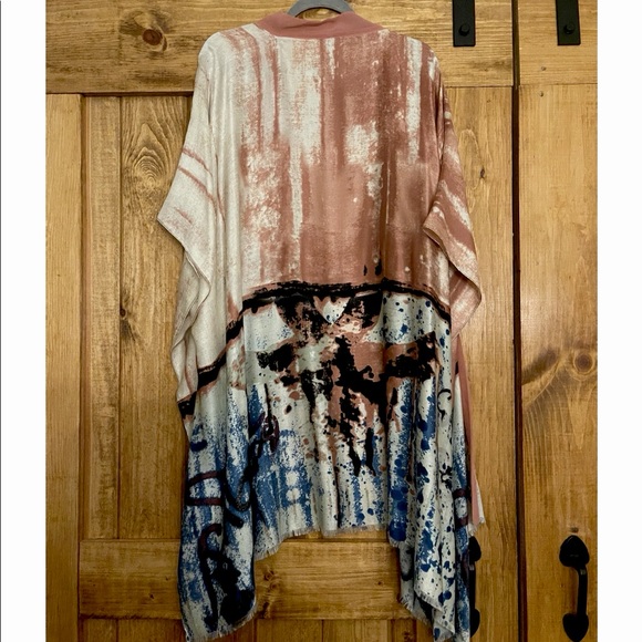 Graffiti kimono - Picture 2 of 5